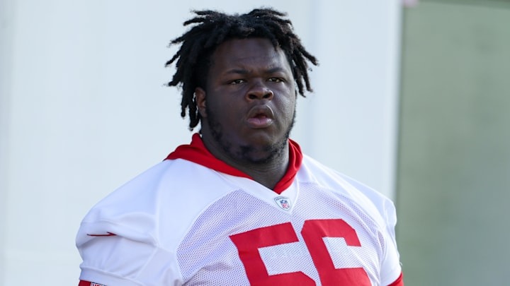 Former Florida defensive tackle Desmond Watson is signing with the Tampa Bay Buccaneers'