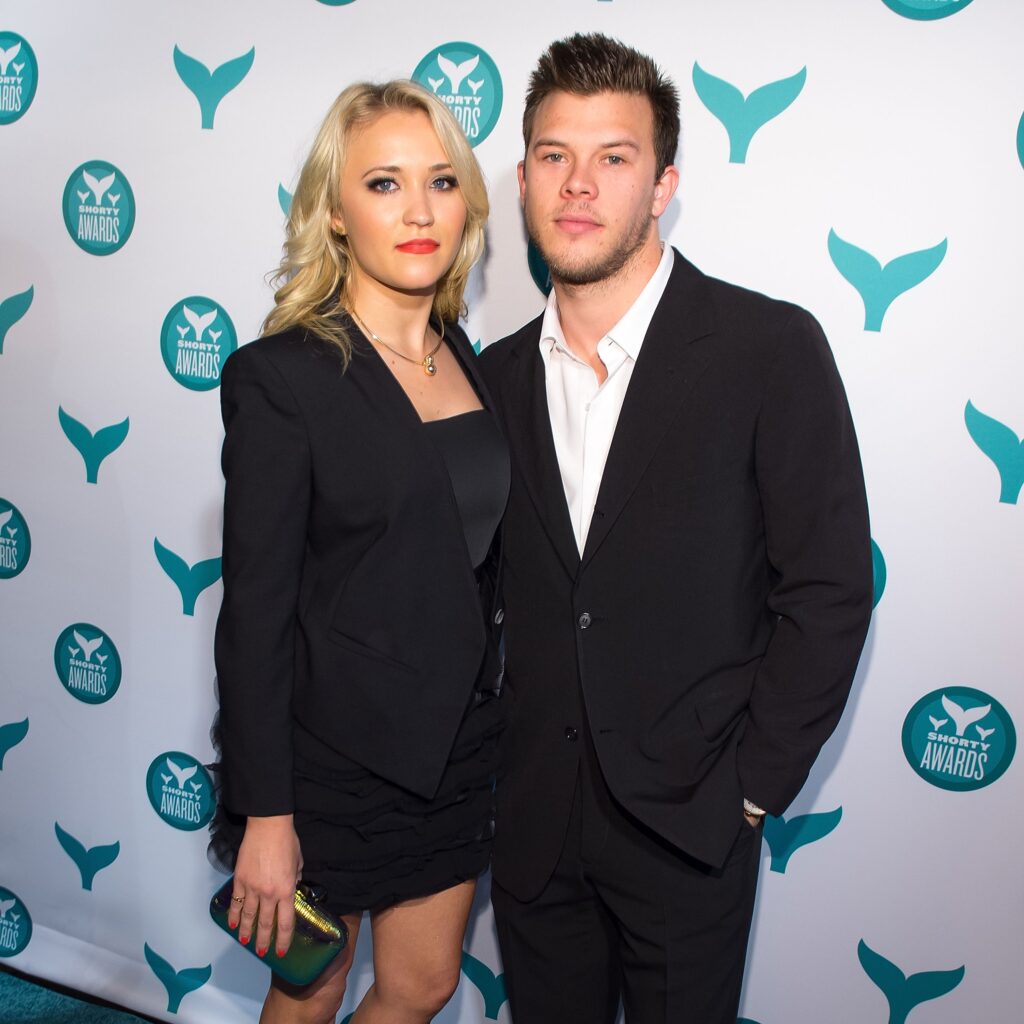 Zoey Deutch and Jimmy Tatro Engaged After Four Years of Dating