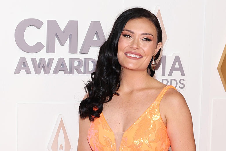 Kylie Morgan is an American country music singer-songwriter from Oklahoma signed to EMI Nashville.