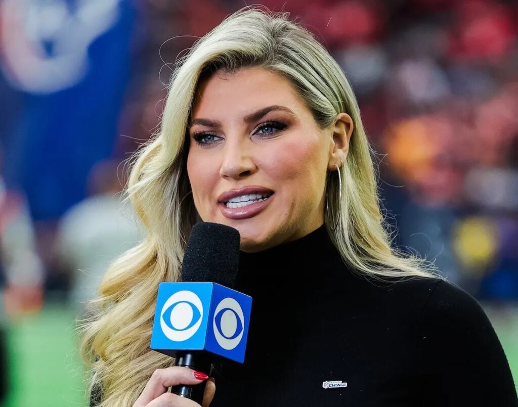 NFL Reporter Melanie Collins Catches Attention With Outfit for Colts