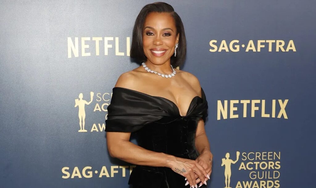 Karen Pittman is an American actress. She began her career with small appearances on television