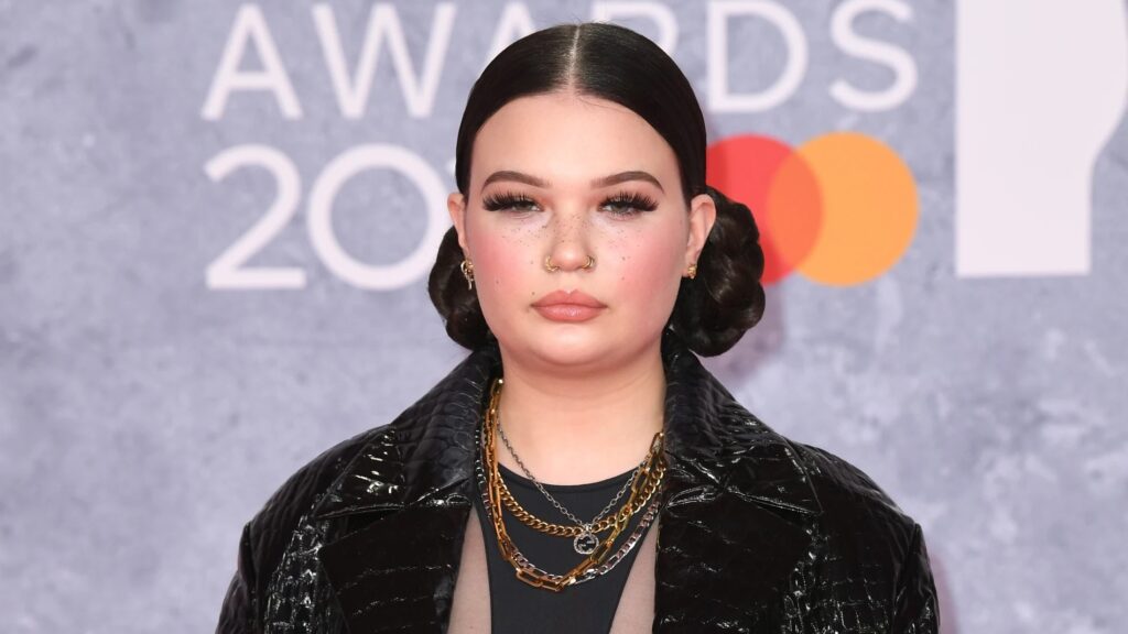 Lola Young Files Lawsuit Against Producer Carter Lang Over Songwriting Credit Dispute