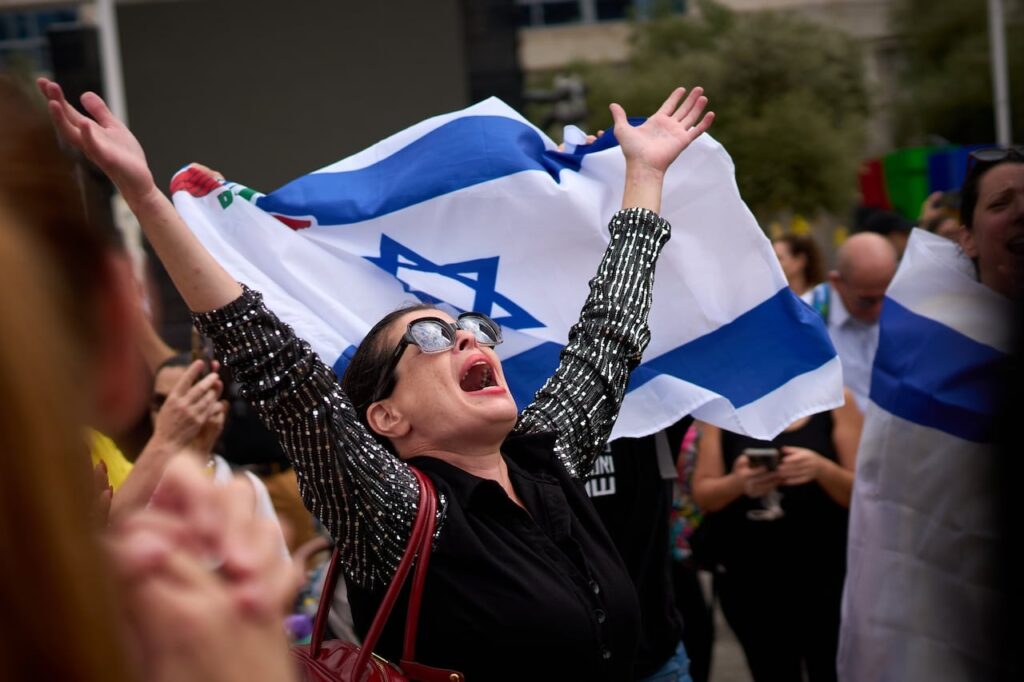 Gaza Ceasefire and Hostage Releases Expected ‘Within Days’ After Israel and Hamas Agree to First Phase of Deal