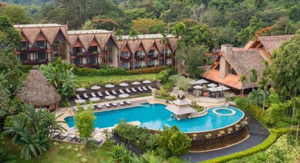 Best Eco-Friendly Resorts Around the World (2025 List)