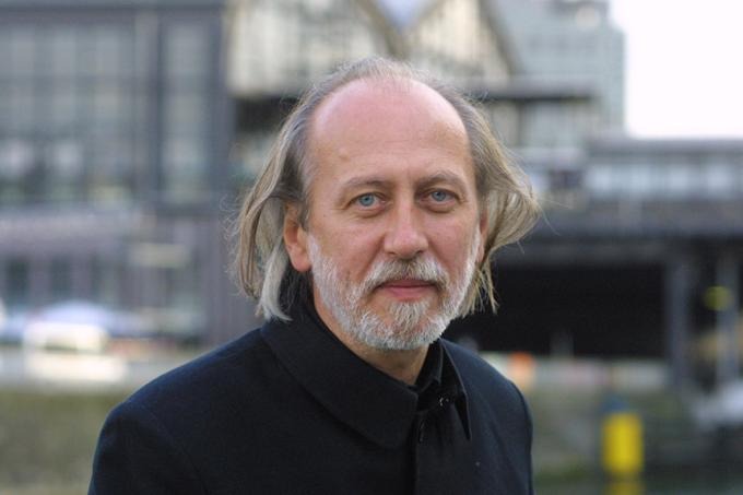 László Krasznahorkai Hungarian novelist and screenwriter
