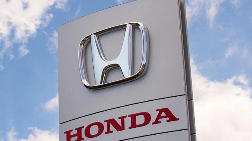 Honda recalls more than 406,000 vehicles because wheels can come off
