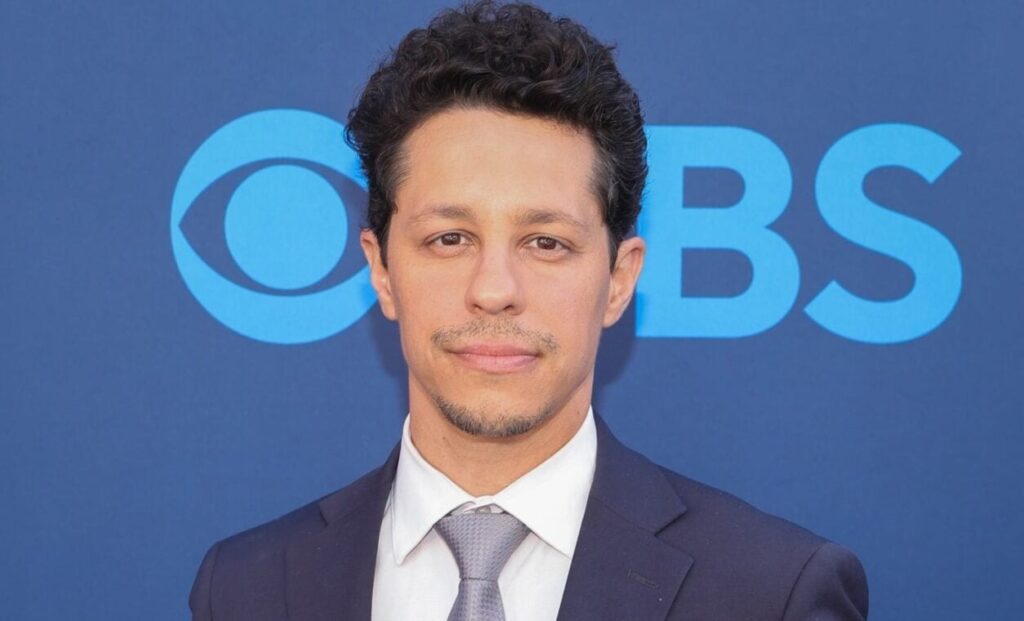 David Del Rio has brought in one of Hollywood's most powerful attorneys -- Shawn Holley -