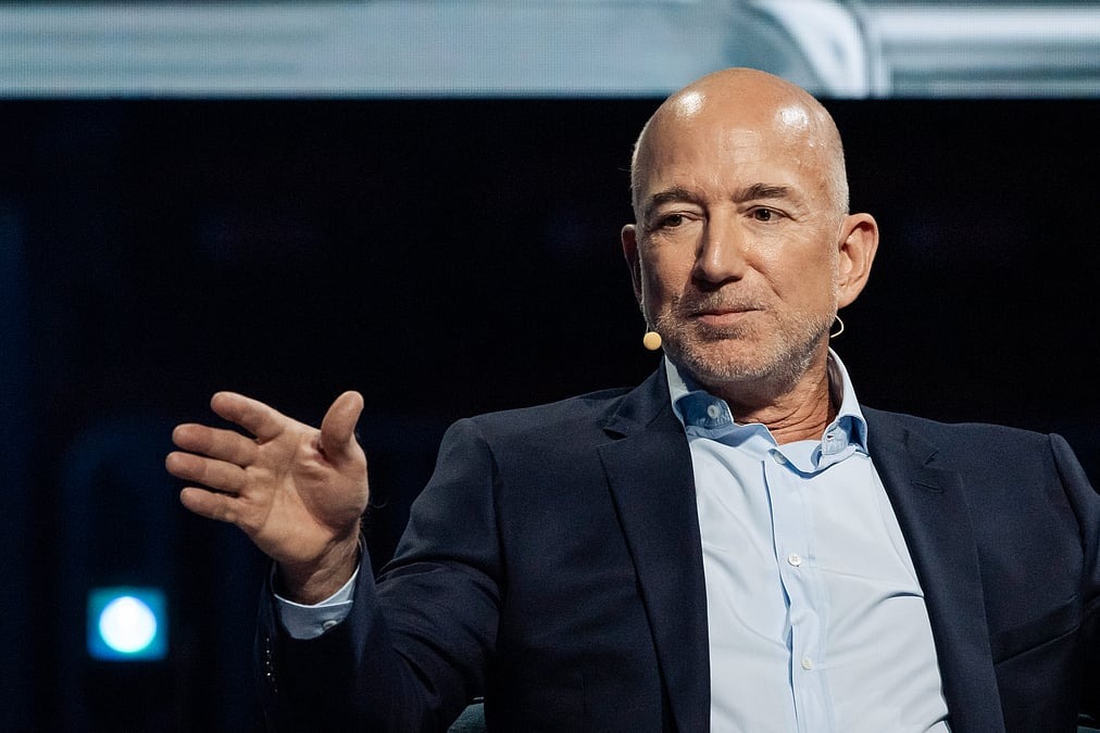 Jeff Bezos Launches AI Company: Project Prometheus Enters the Game