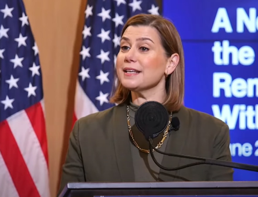 Elissa Slotkin: Michigan Leader, Former CIA Officer & Rising Political Power in 2025