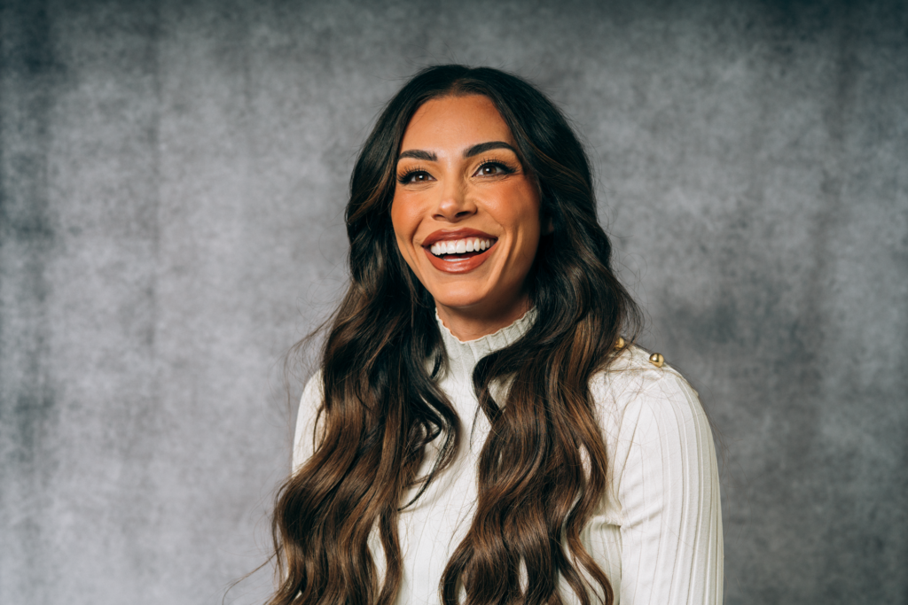 Leila Hormozi: The Entrepreneur Focused on Business Growth and Value