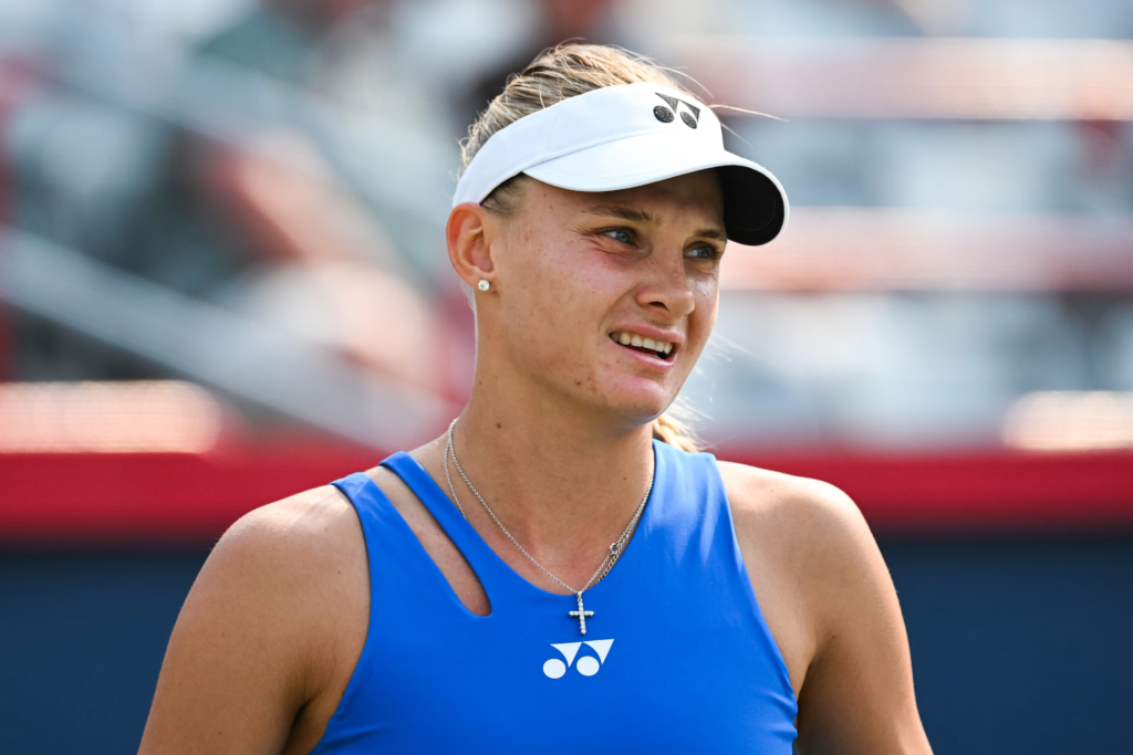 Dayana Yastremska: Ukrainian Tennis Star 