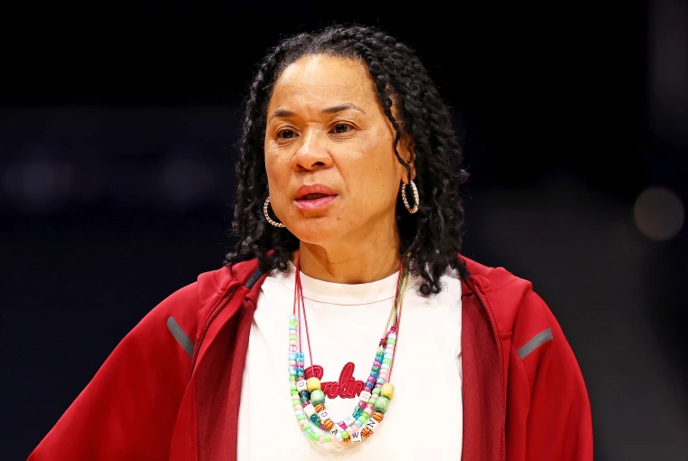 top female basketball coaches