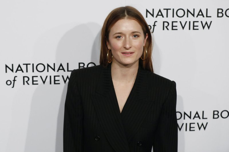 grace gummer,grace gummer biography,hollywood actress,mr robot cast,tv actresses,film industry,american celebrities,acting career,celebrity family,famous women